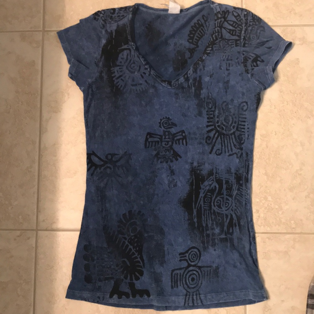 Women’s small indigo blue petroglyph t-shirt